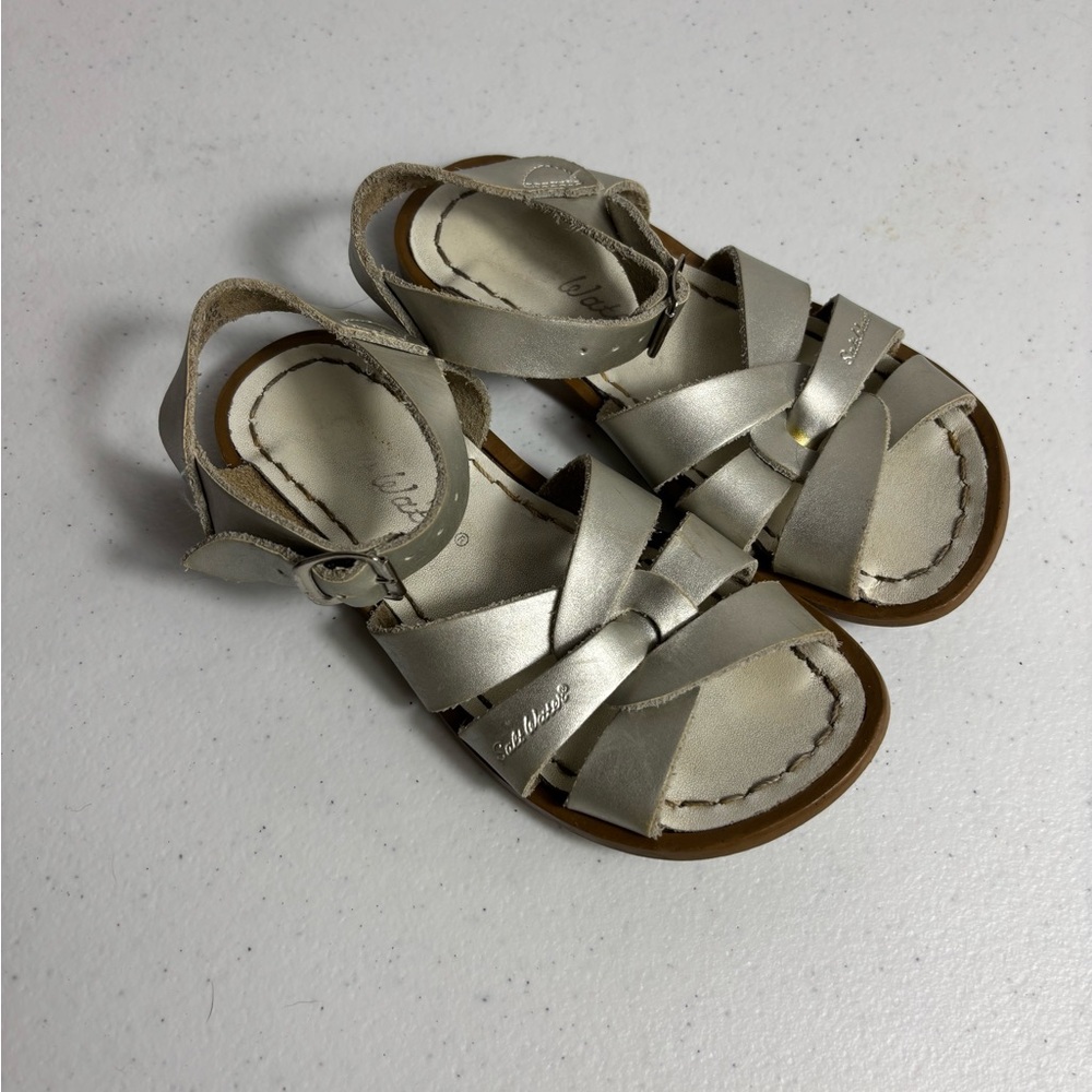Salt Water Sandals Original Style Shiny Silver Child Size 10
